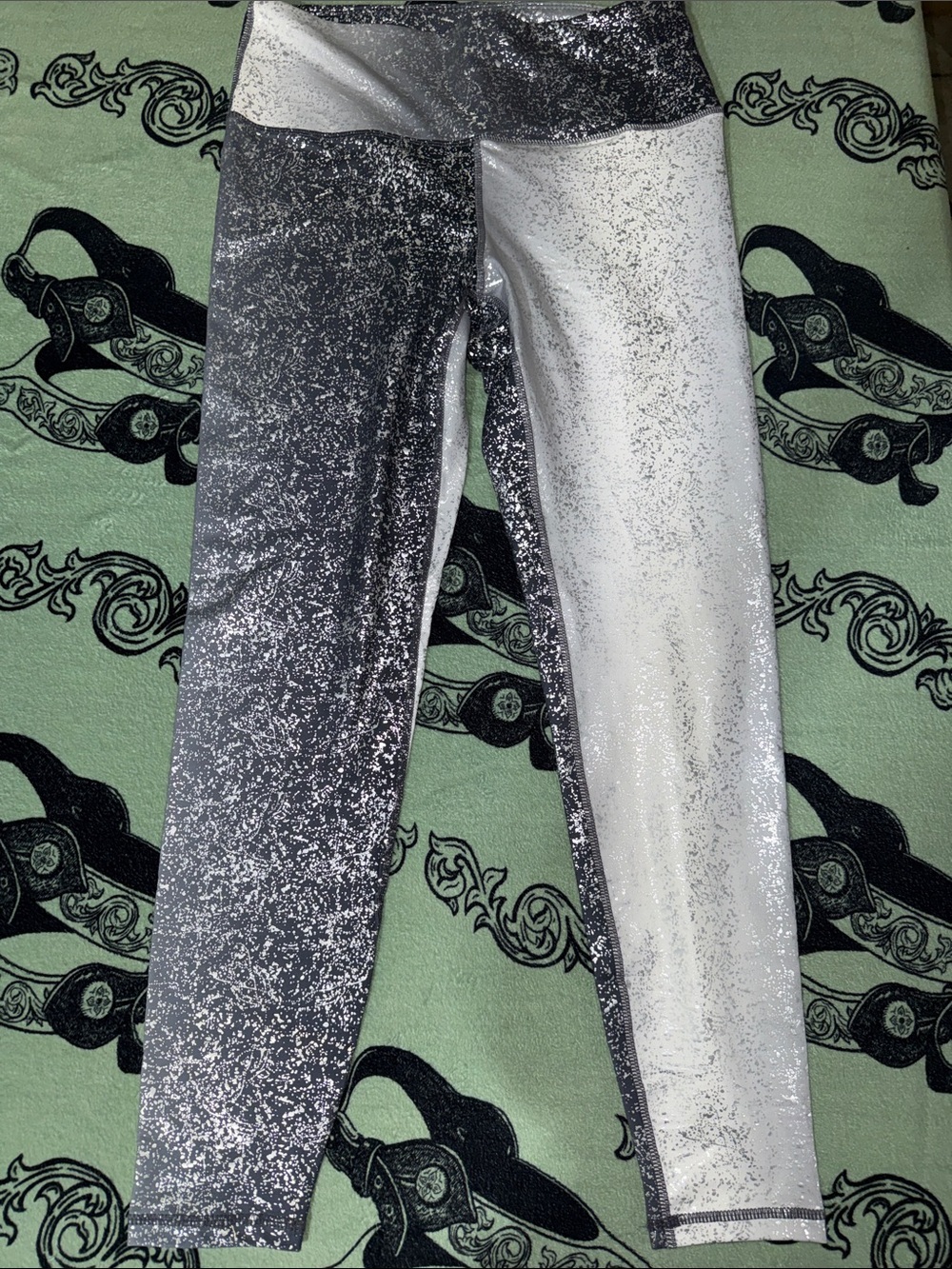 NWT Sparkle Colorblock Leggings - Silver & White